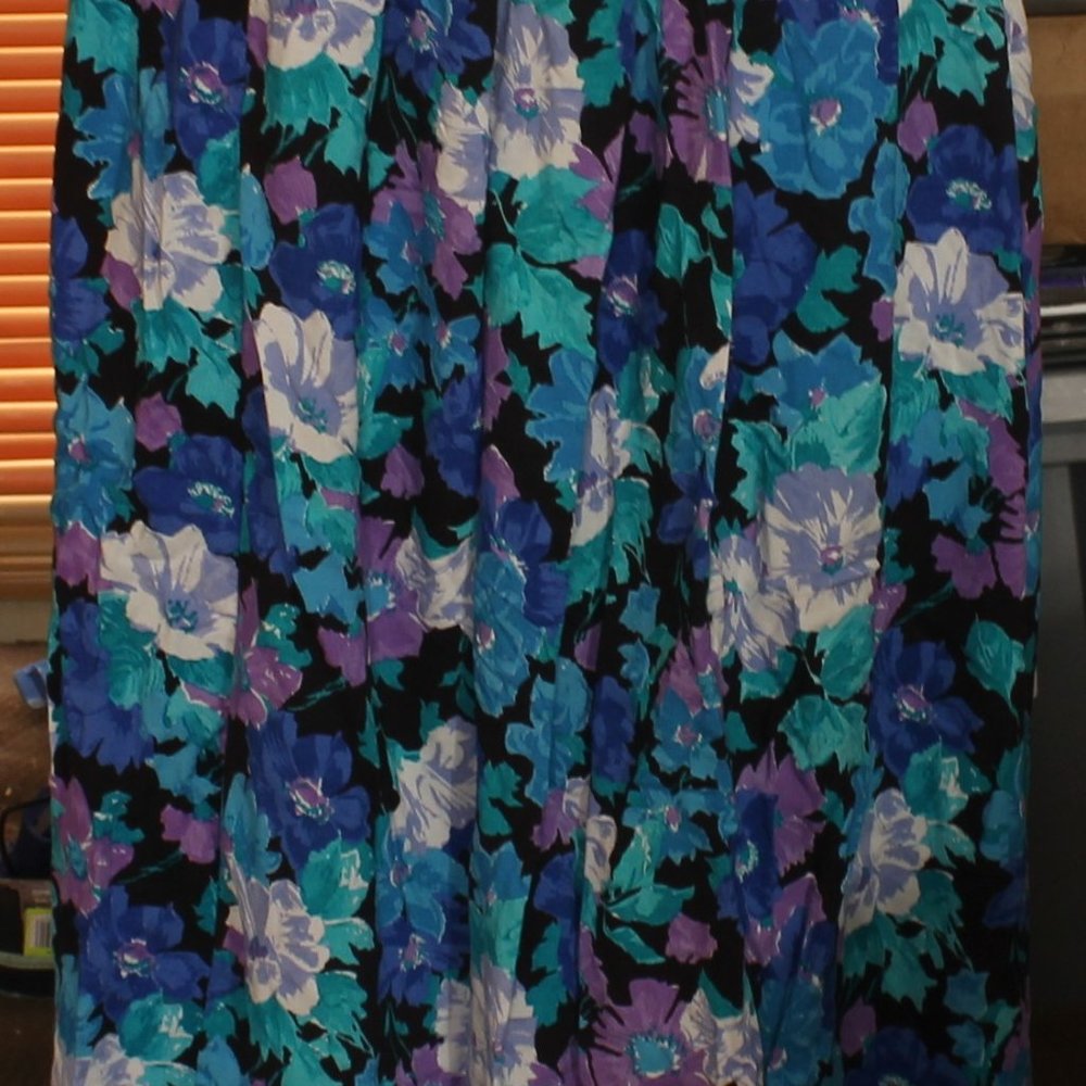Vintage Worthington Size 12 Skirt Lot 9